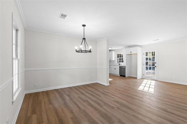 395 Ben SW Avenue, Lilburn, GA 30047