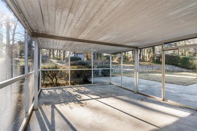 395 Ben SW Avenue, Lilburn, GA 30047