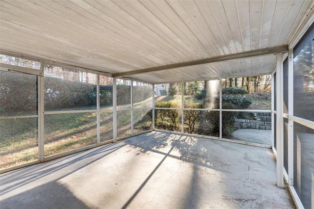 395 Ben SW Avenue, Lilburn, GA 30047