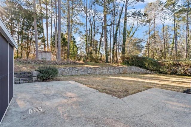 395 Ben SW Avenue, Lilburn, GA 30047