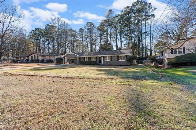 395 Ben SW Avenue, Lilburn, GA 30047