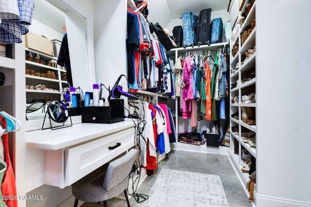 101 Tea Rose Drive, Broussard, LA 70518