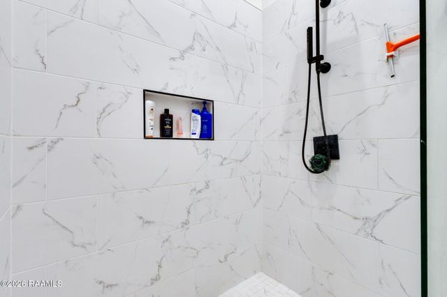 101 Tea Rose Drive, Broussard, LA 70518