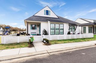 101 Tea Rose Drive, Broussard, LA 70518