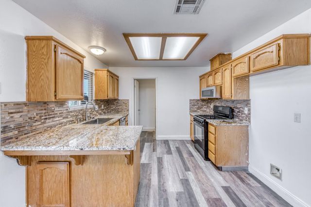 19650 Oakhill Road, Madera, CA 93638