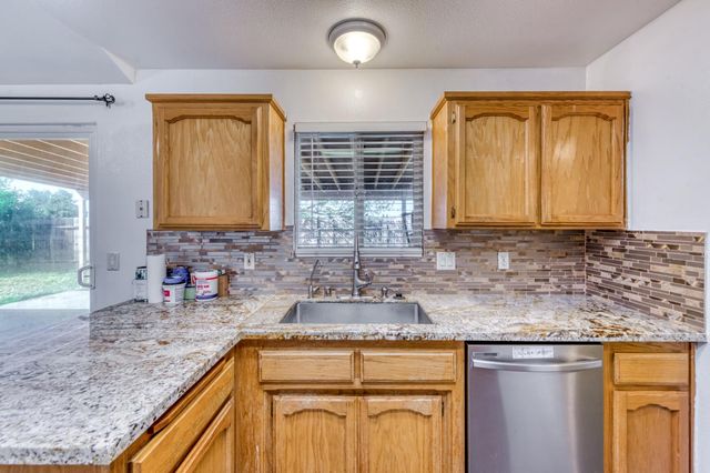 19650 Oakhill Road, Madera, CA 93638