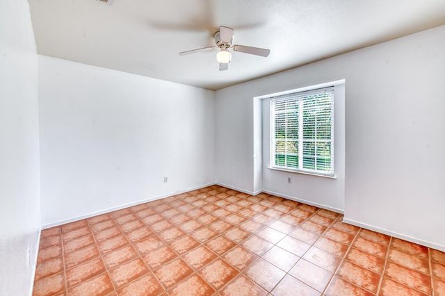 19650 Oakhill Road, Madera, CA 93638