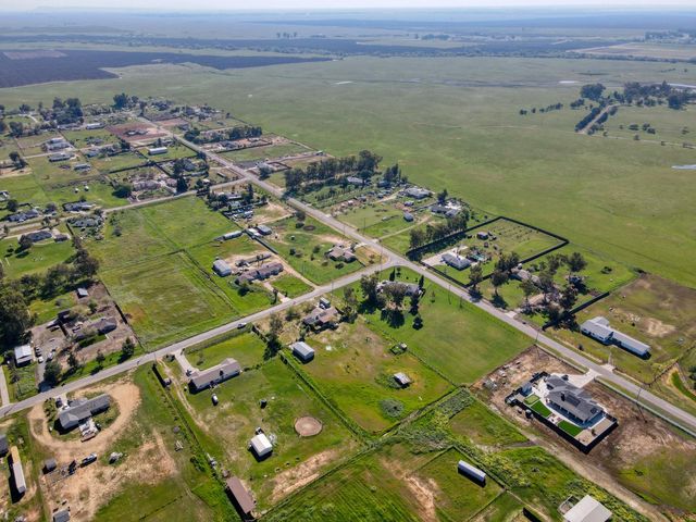 19650 Oakhill Road, Madera, CA 93638