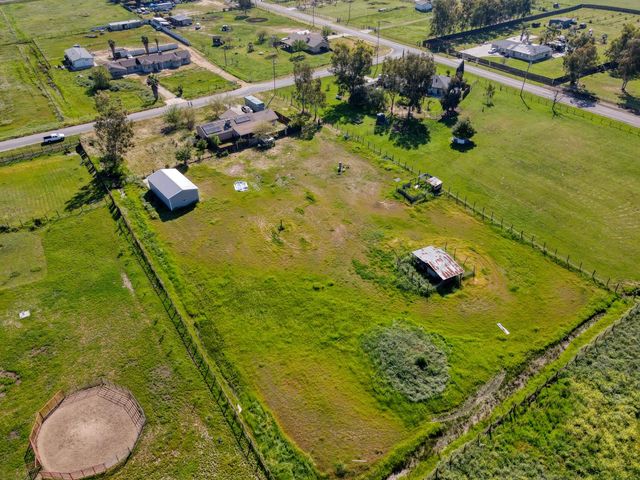 19650 Oakhill Road, Madera, CA 93638