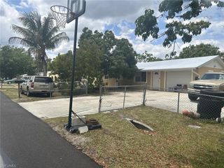 13314 2nd ST, Fort Myers, FL 33905
