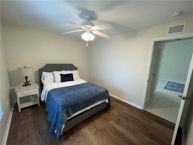 962 Montrose Avenue, Sebastian, FL 32958