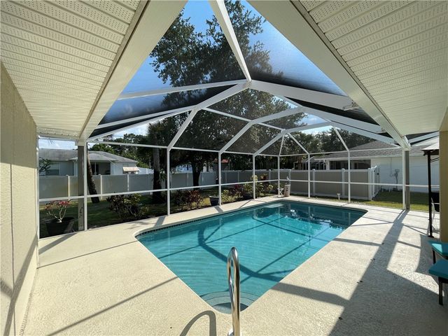 962 Montrose Avenue, Sebastian, FL 32958