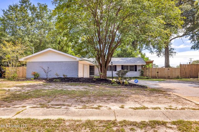 2509 Randall Drive, Biloxi, MS 39531