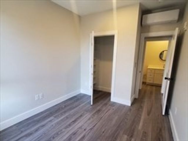 64 Tolman 8, Boston, MA 02122
