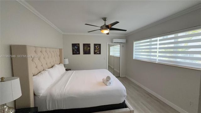 10004 E Bay Harbor Dr 8, Bay Harbor Islands, FL 33154