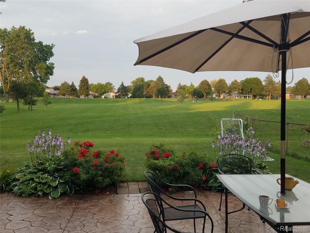 38218 Douglas Drive, Sterling Heights, MI 48310
