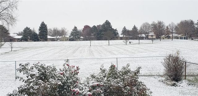 38218 Douglas Drive, Sterling Heights, MI 48310