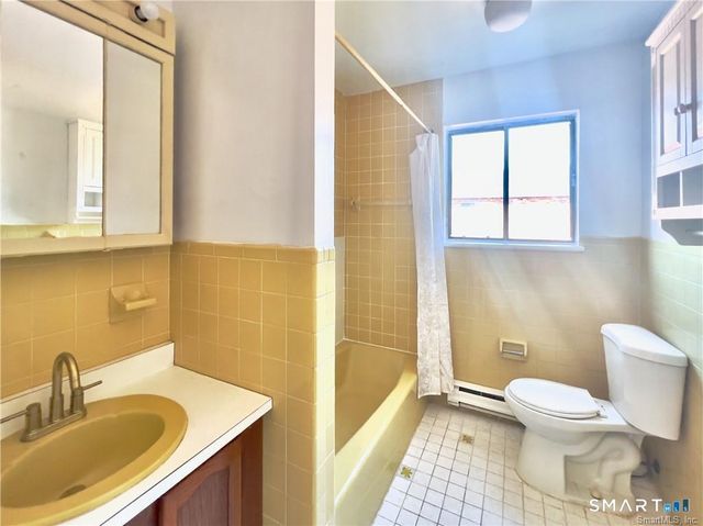 737 Cove Road A2, Stamford, CT 06902