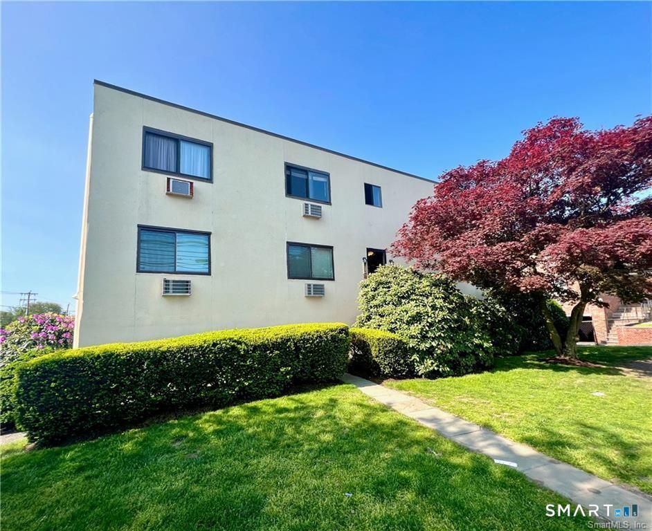 737 Cove Road A2, Stamford, CT 06902