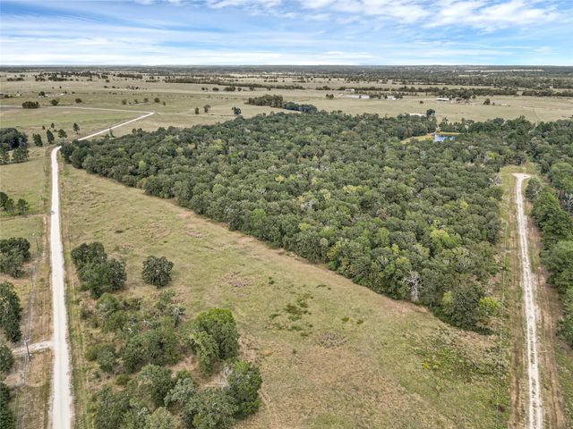 1087 Buckhorn Creek Drive, Crockett, TX 75835