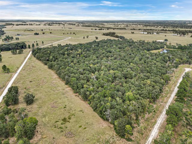 1087 Buckhorn Creek Drive, Crockett, TX 75835
