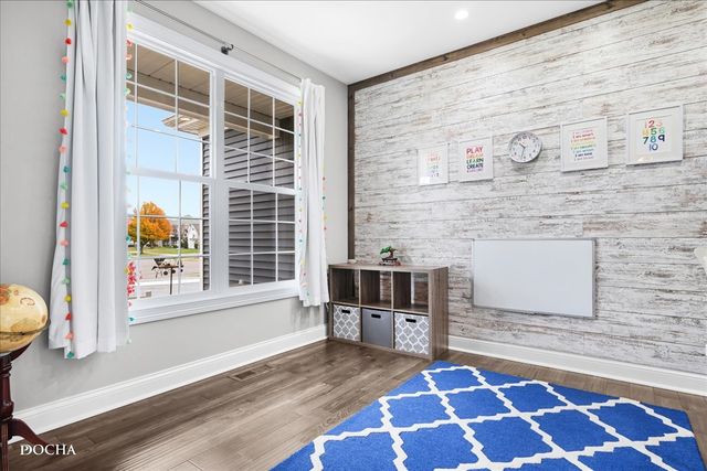 2121 Iroquois Lane, Yorkville, IL 60560