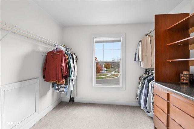 2121 Iroquois Lane, Yorkville, IL 60560