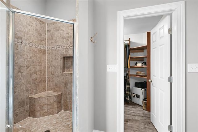 2121 Iroquois Lane, Yorkville, IL 60560