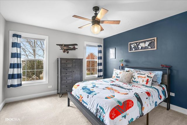 2121 Iroquois Lane, Yorkville, IL 60560