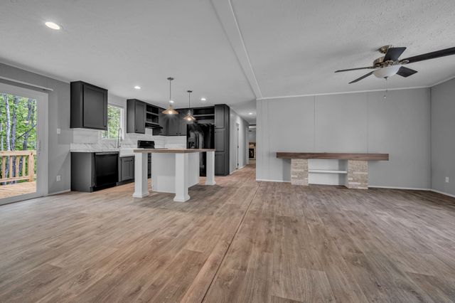 230 E Little Richland Rd, Waverly, TN 37185