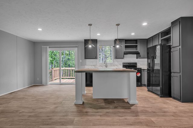 230 E Little Richland Rd, Waverly, TN 37185