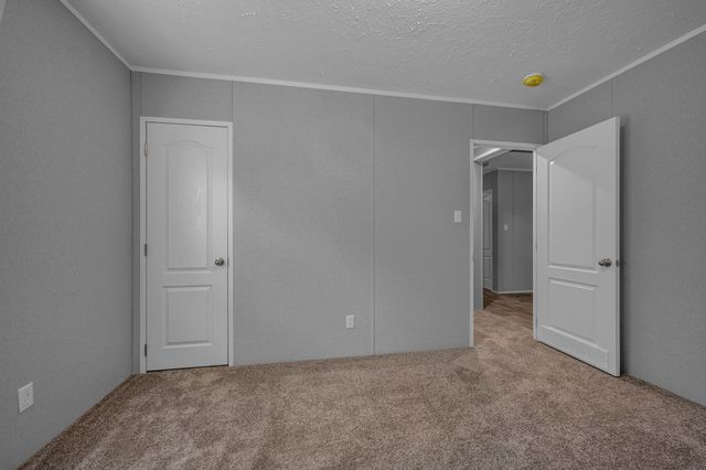 230 E Little Richland Rd, Waverly, TN 37185