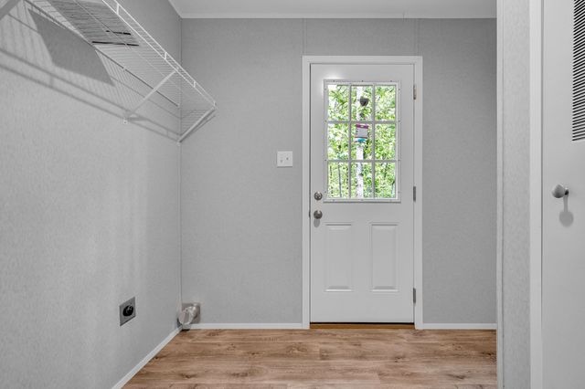 230 E Little Richland Rd, Waverly, TN 37185