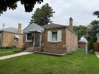 4335 N Overhill Avenue, Norridge, IL 60706