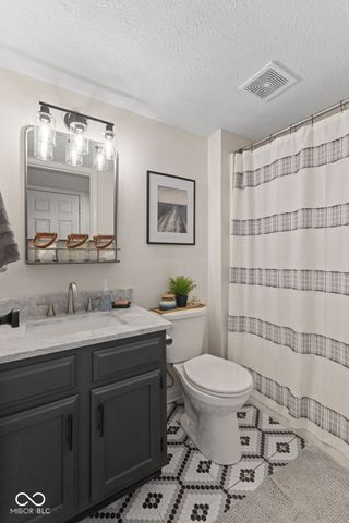 9590 S Lake Ridge Drive, Bloomington, IN 47401