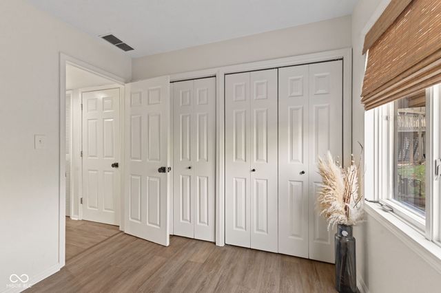 9590 S Lake Ridge Drive, Bloomington, IN 47401