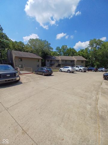 9590 S Lake Ridge Drive, Bloomington, IN 47401