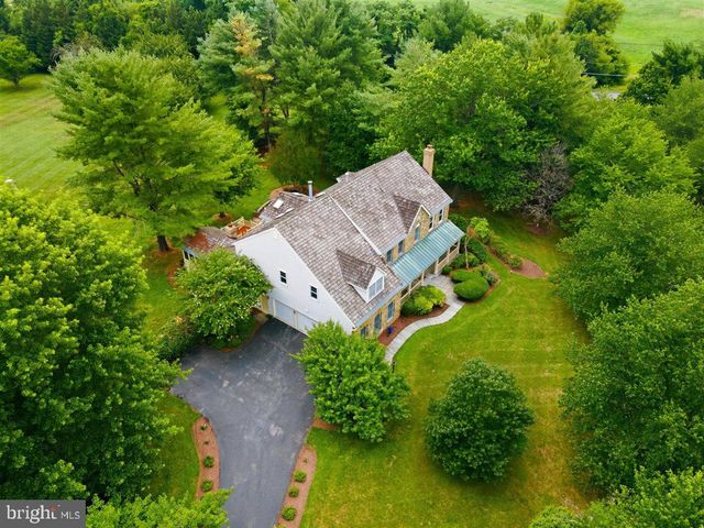 26 GREY PEBBLE CT, Darnestown, MD 20874