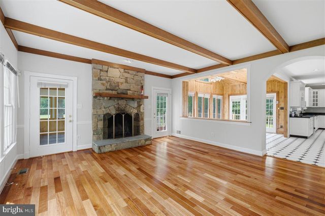 26 GREY PEBBLE CT, Darnestown, MD 20874