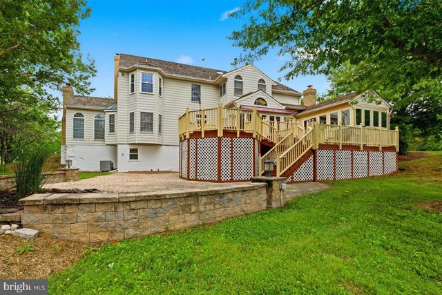 26 GREY PEBBLE CT, Darnestown, MD 20874