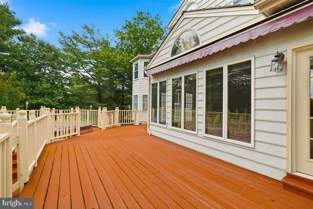 26 GREY PEBBLE CT, Darnestown, MD 20874