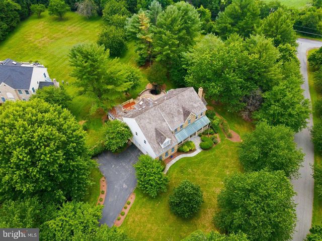 26 GREY PEBBLE CT, Darnestown, MD 20874