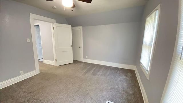 4440 Olive Street, Kansas City, MO 64130