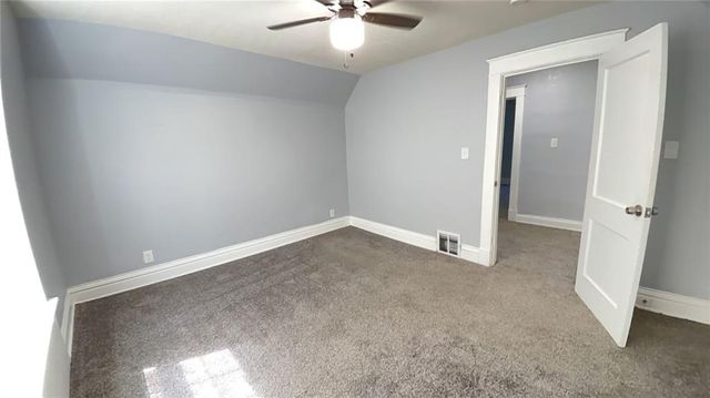 4440 Olive Street, Kansas City, MO 64130