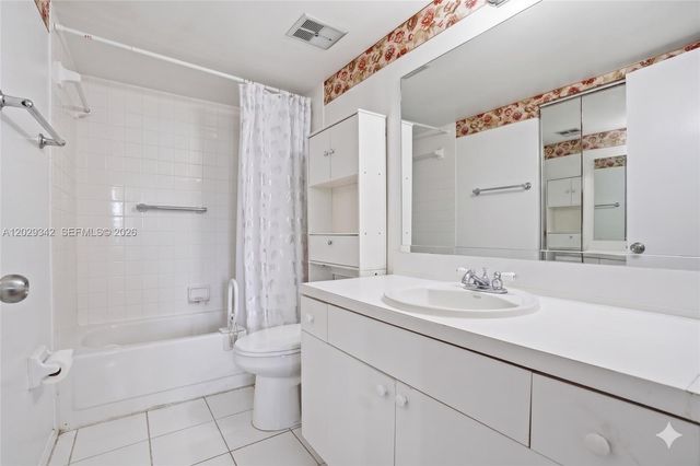 14873 SW 104th St 6-203, Miami, FL 33196