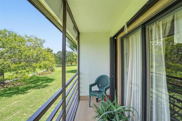 14873 SW 104th St 6-203, Miami, FL 33196