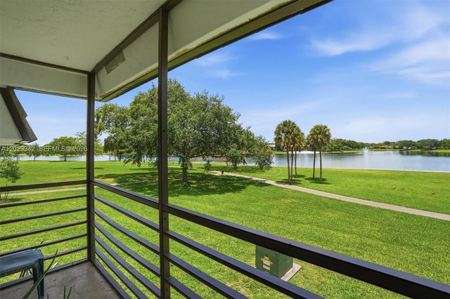 14873 SW 104th St 6-203, Miami, FL 33196