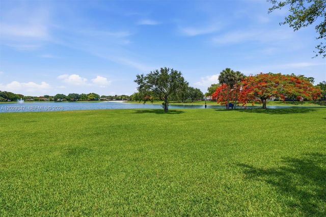 14873 SW 104th St 6-203, Miami, FL 33196