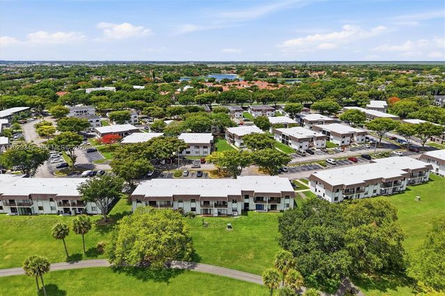 14873 SW 104th St 6-203, Miami, FL 33196
