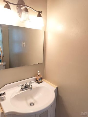 518 W 25th St, Pueblo, CO 81003